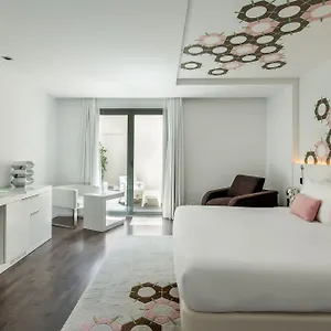Mate Carla, 4* Barcelone